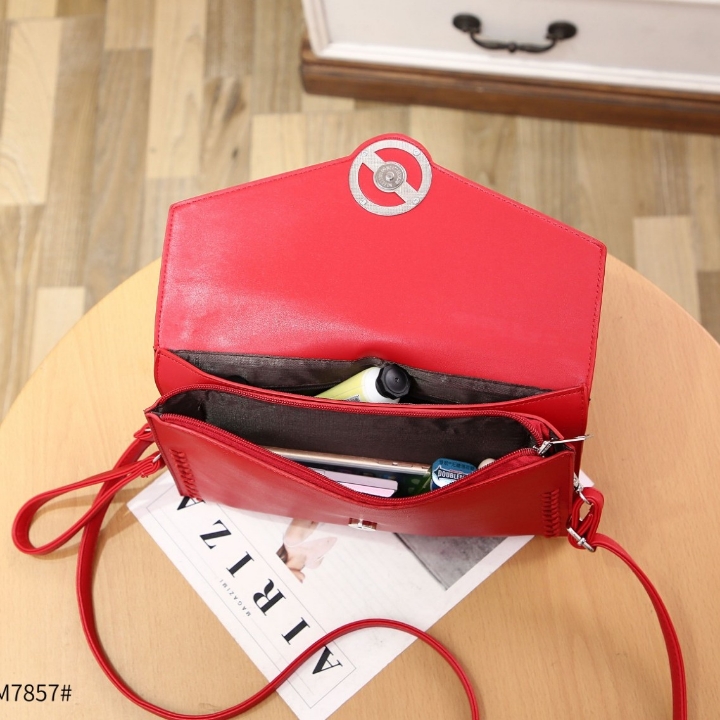 Fendi FF Clutch Bag M7857 5