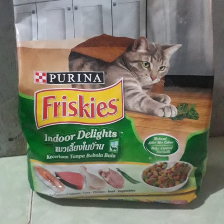 Friskies Adult