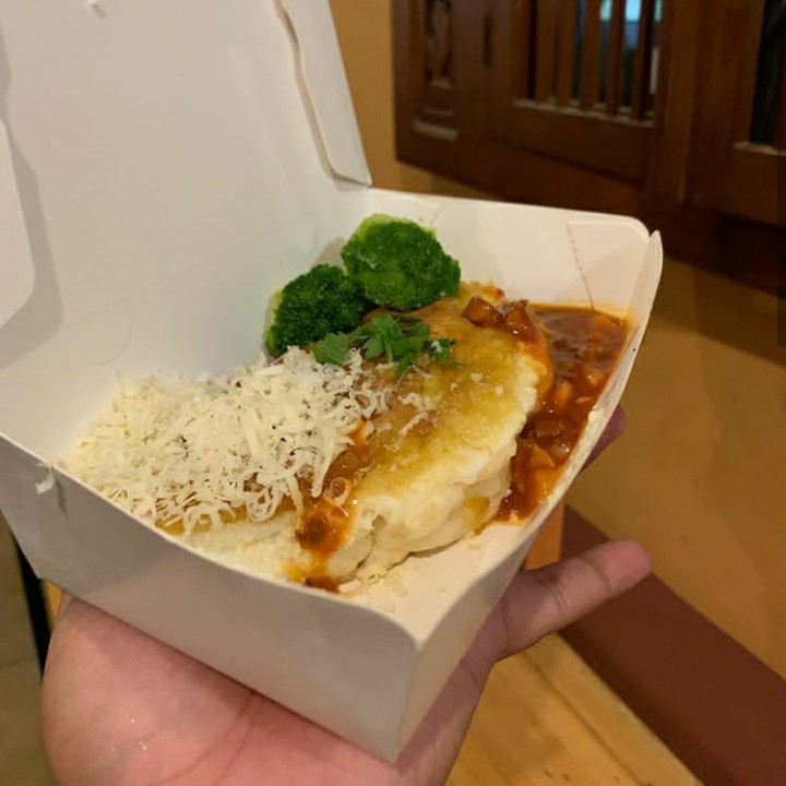 Full Keju Plus Bolognese