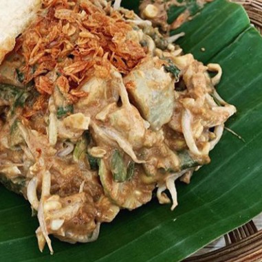 Gado Gado Lontong