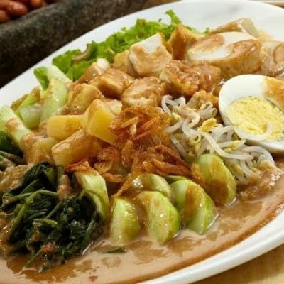 Gado Gado Lontong