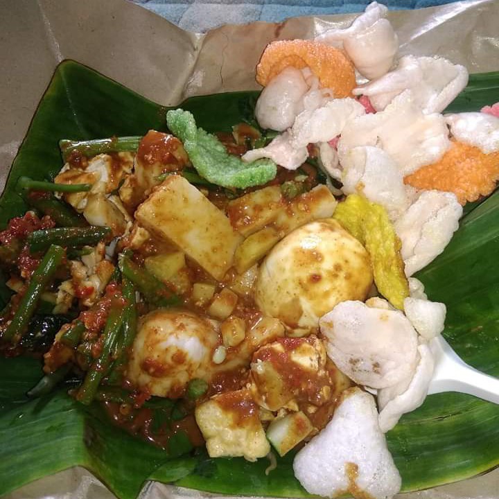 Gado-Gado Mamake