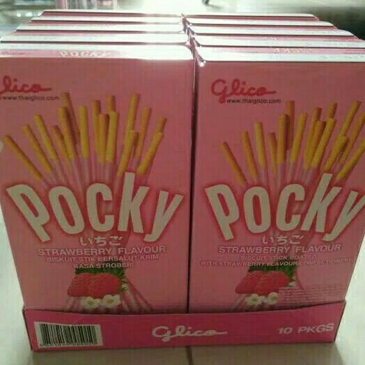 Glico Pocky Strawberry 40 Gr 2