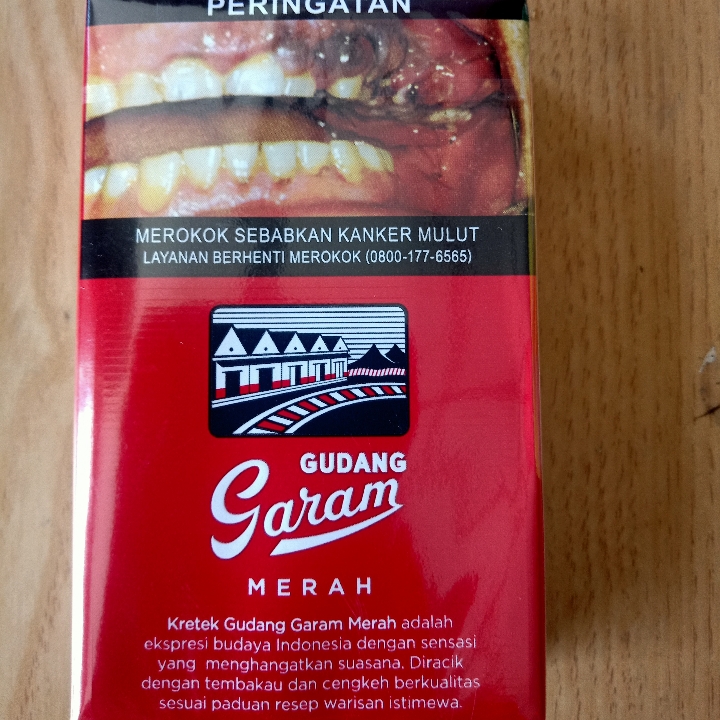 Gudang Garam Merah