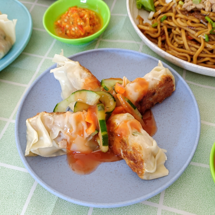 Gyoza Ayam Isi 4