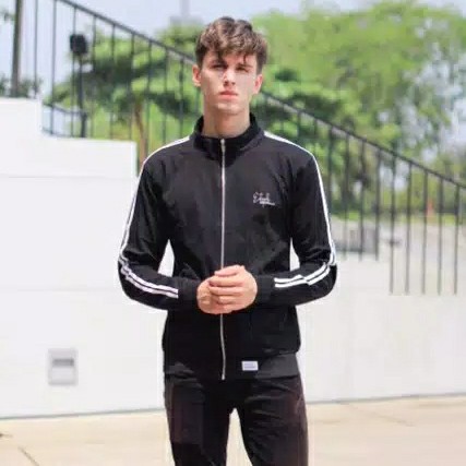 HD TRACKTOP BLCK LINE WHITE 2