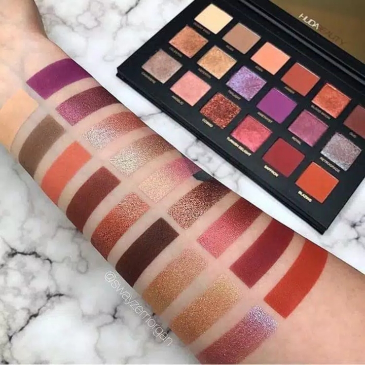 HUDA BEAUTY DESERT DUSK PALETTE 2