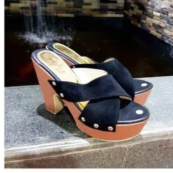 Heels JH100 Hitam 3