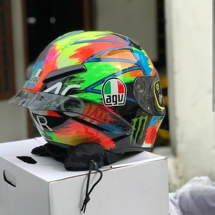 Helm AGV  3