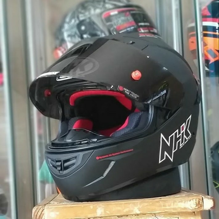 Helm NHK 2