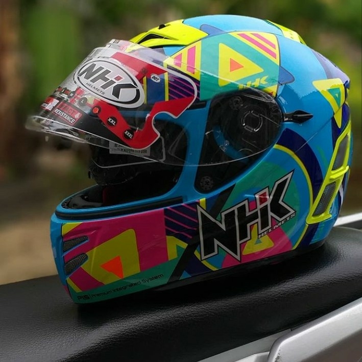 Helm NHK 2