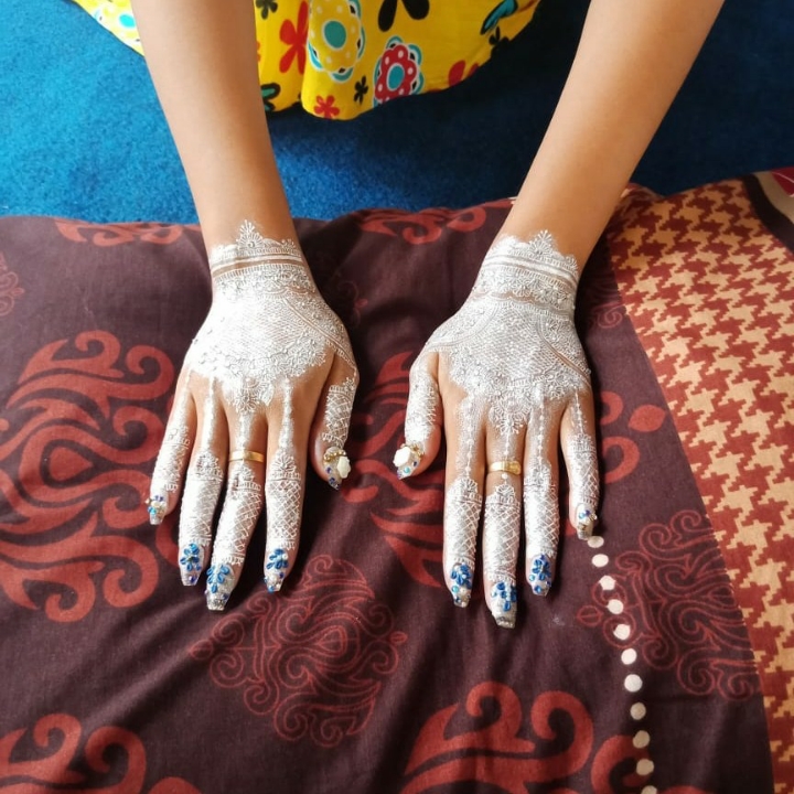 Henna Painting Khusus Acara Wisuda