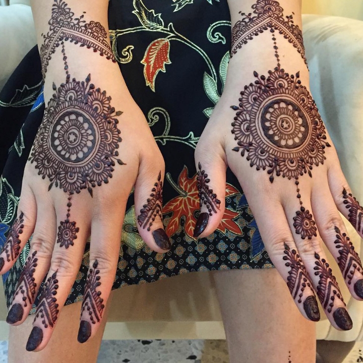 Henna Wedding Geser Jika Ingin Melihat Lebih Banyak