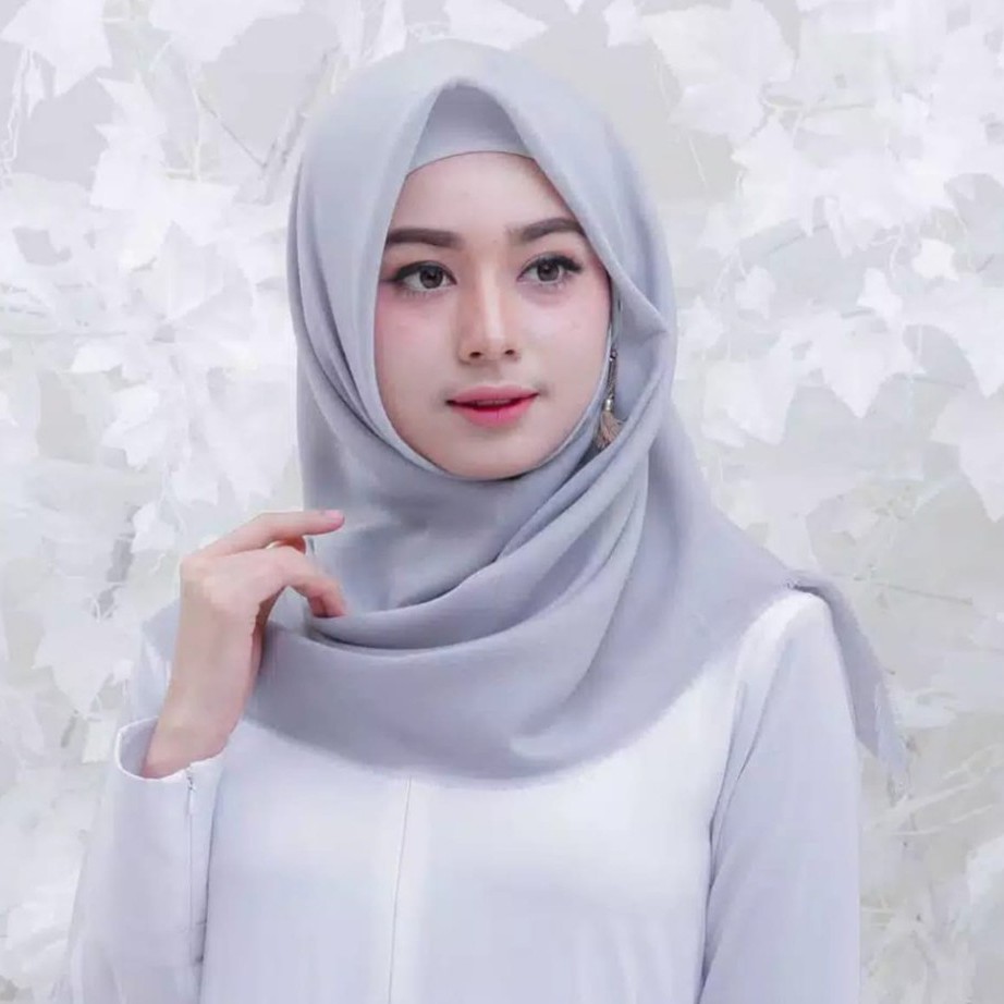 Hijab SEGIEMPAT SAUDIA POLOS 4