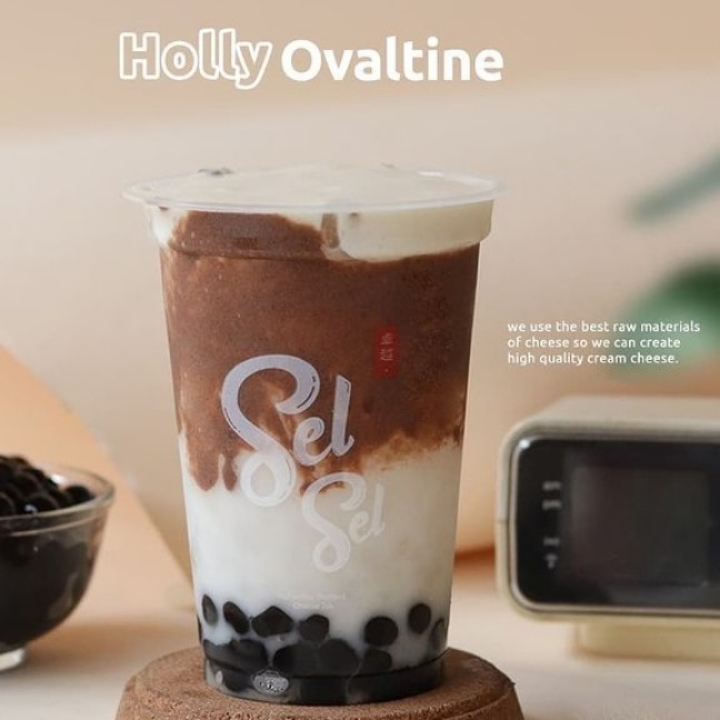 Holly Ovaltine