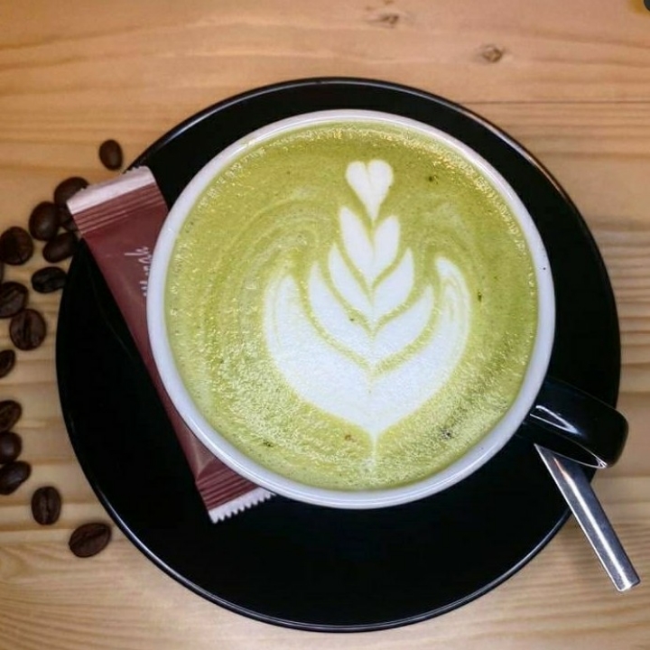 Hot Green Matcha Latte