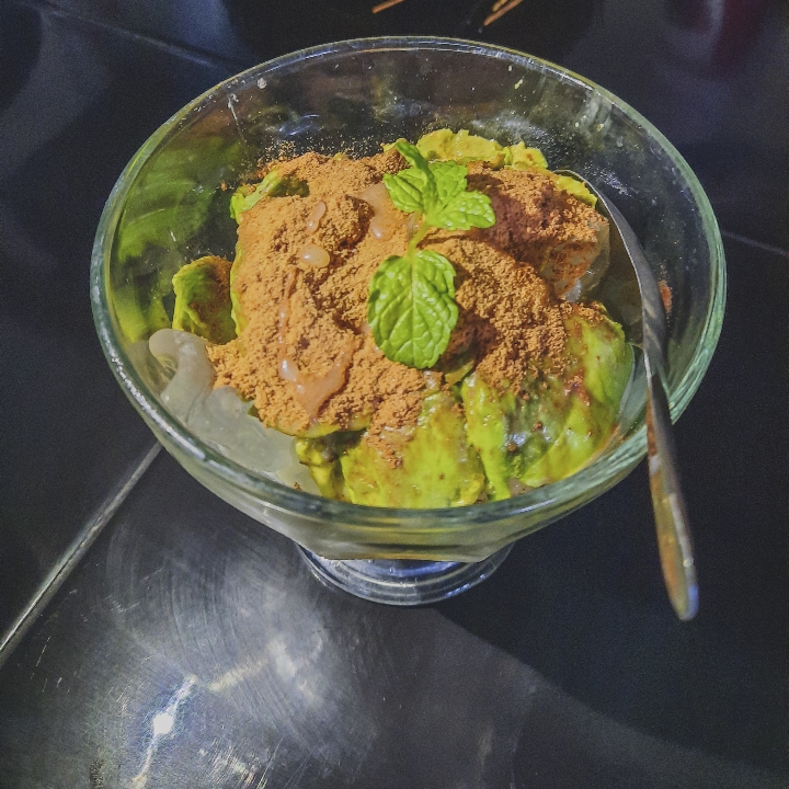 ICE KEROK AVOCADO