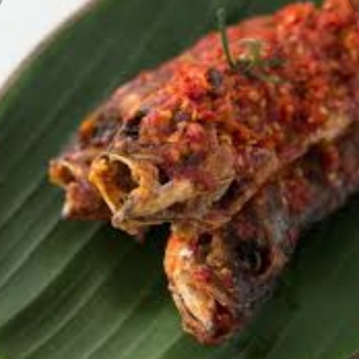 IKAN GORENG KEMBUNG