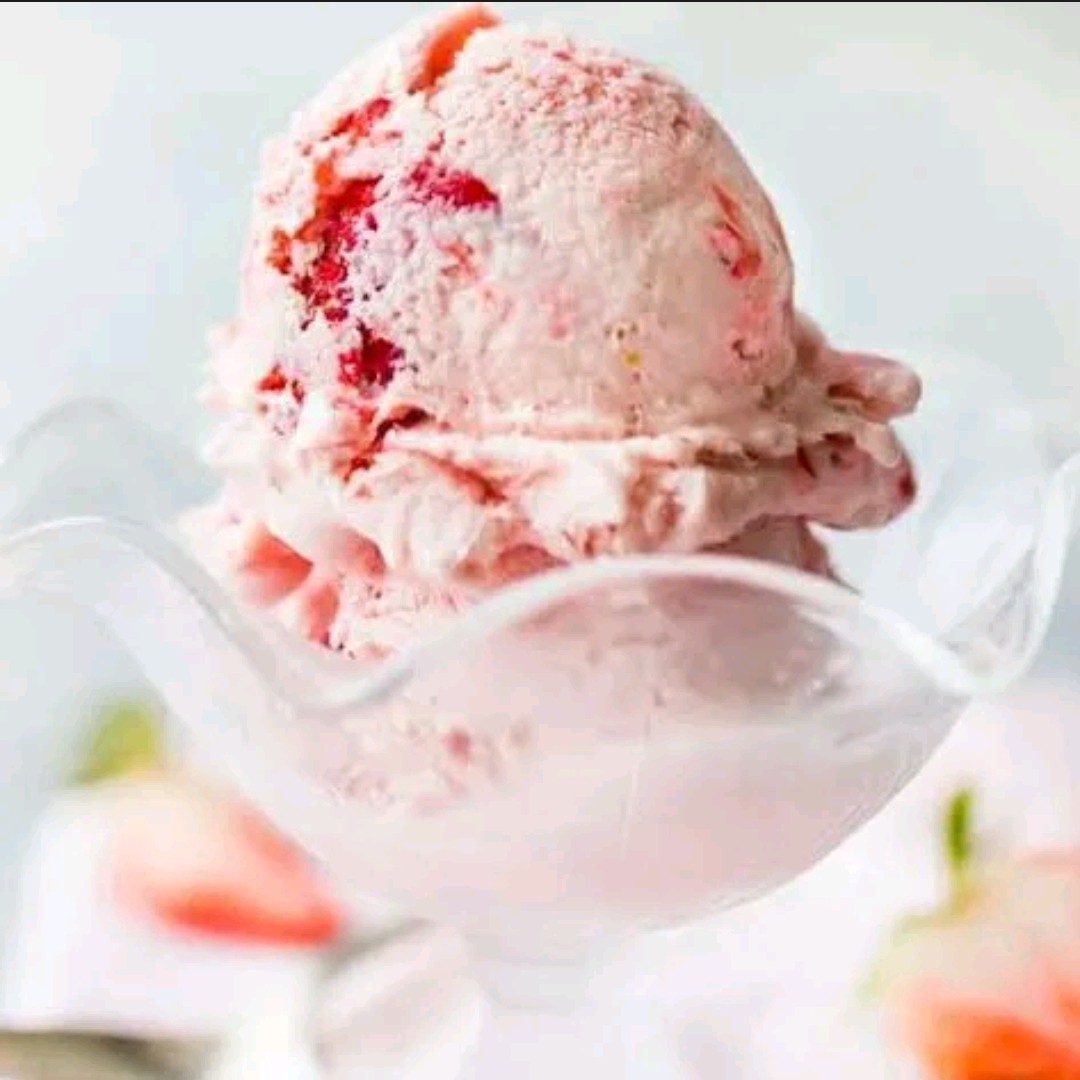 Ice Cream Strawberry