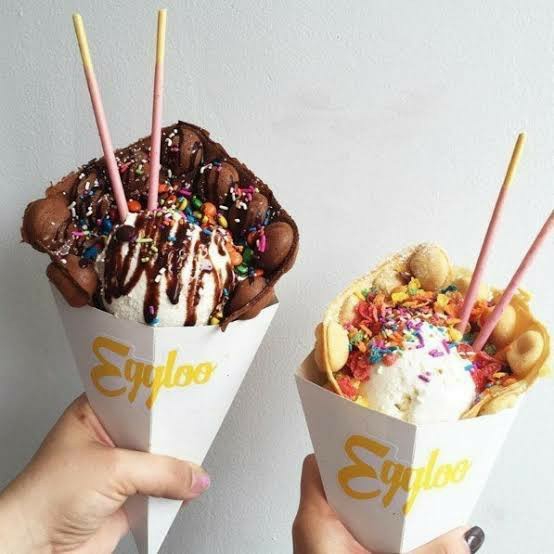 Ice Cream Waffle Egg Coklat