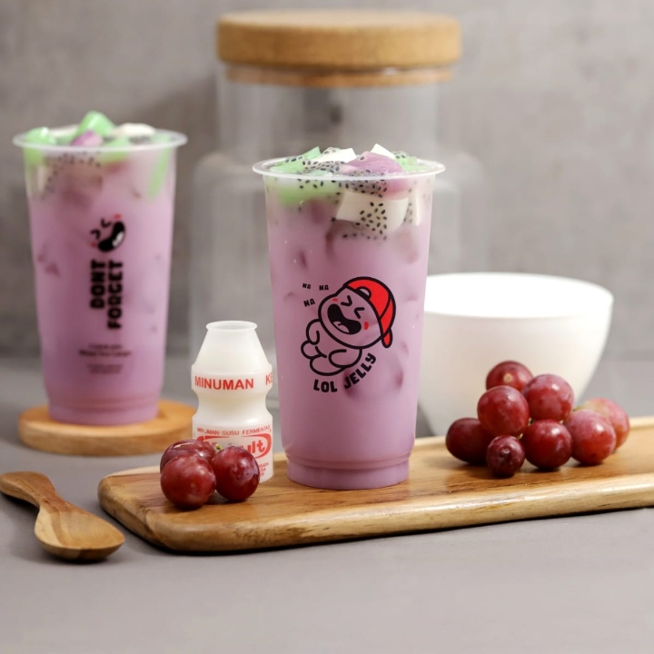 Ice Lol Jelly Rasa Grape Yakult