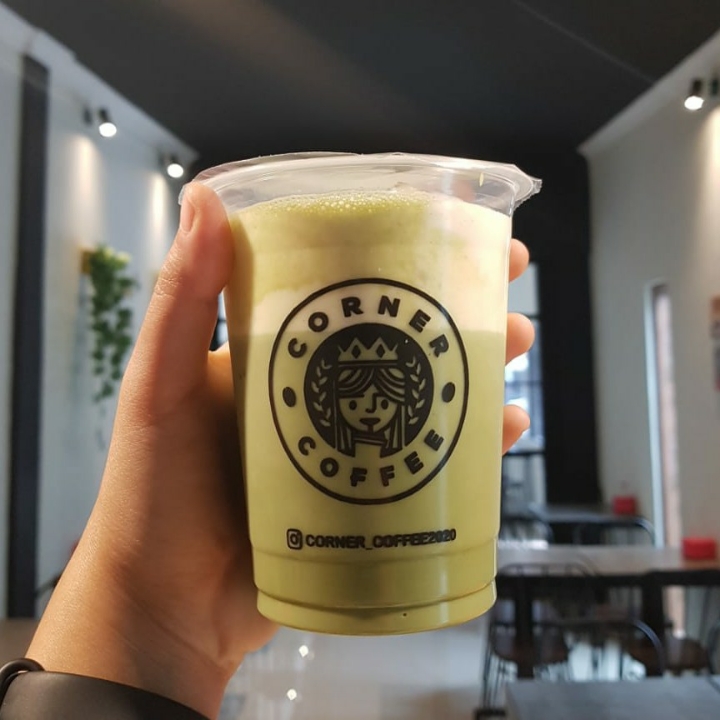 Ice Matcha Macchiato