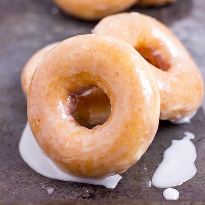 Icing Sugar Crispy Donuts