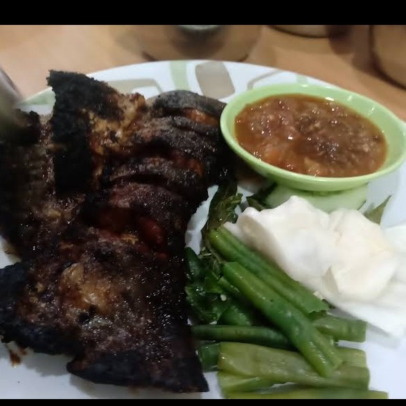 Ikan Bakar