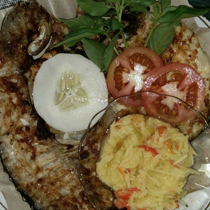 Ikan Bronang Bakar Kecil