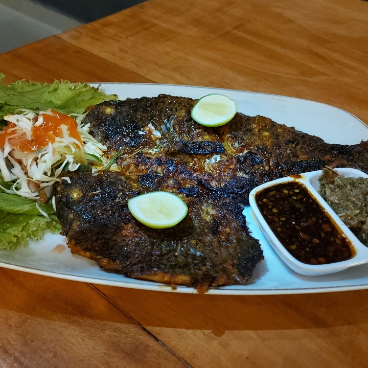 Ikan Bakar Khas Ofal