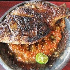 Ikan Bawal Bakar 