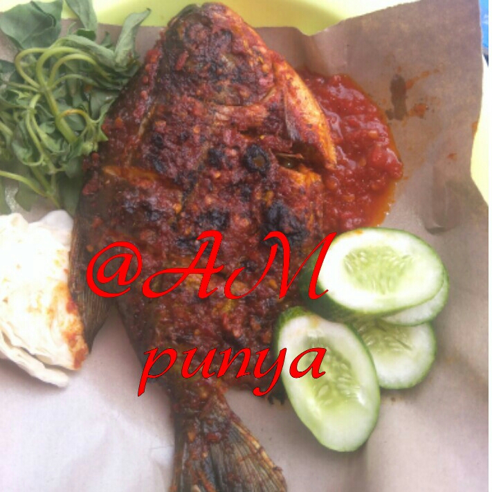 Ikan Bawal Bakar