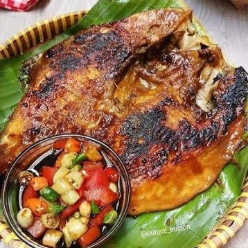 Ikan Bawal Bakar