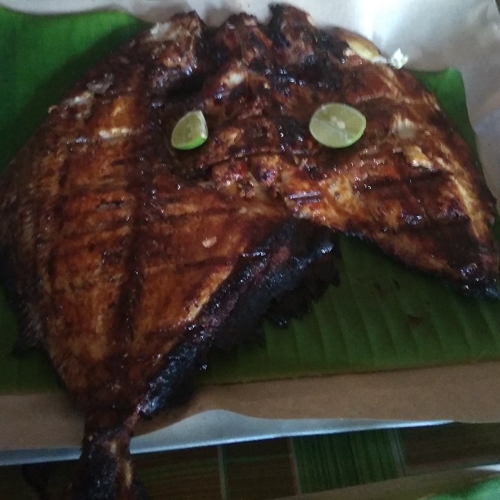 Ikan Bawal Bakar