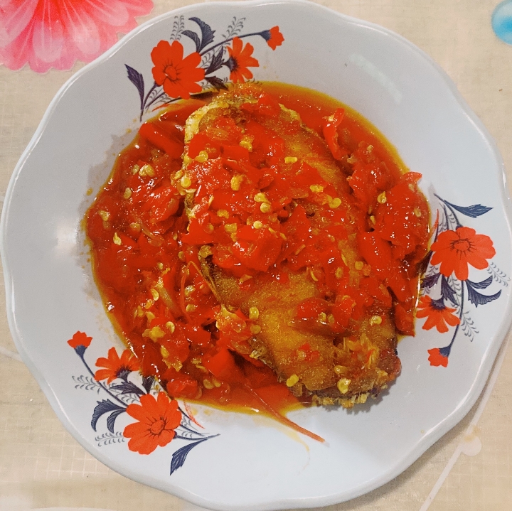 Nasi Ikan Balado Merah