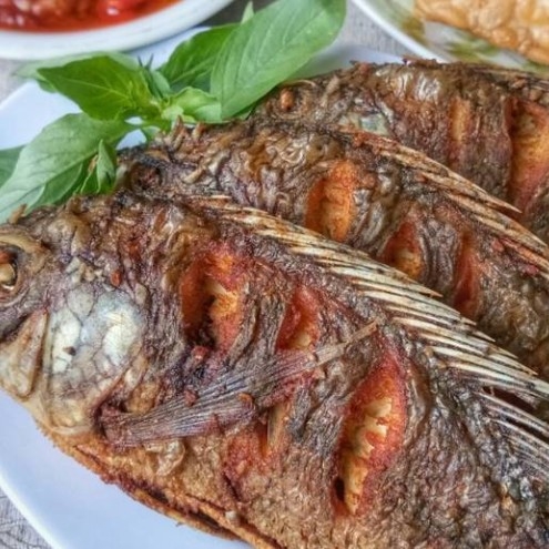 Ikan Goreng Mujair dan Nasi