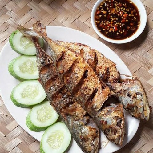 Ikan Goreng Pake Nasi