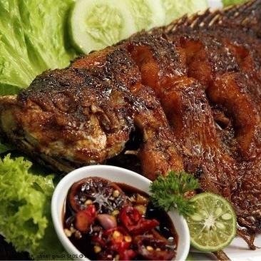 Ikan Gurame Bakar