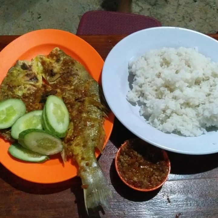 Ikan Kakap Putih Bakar Pedas