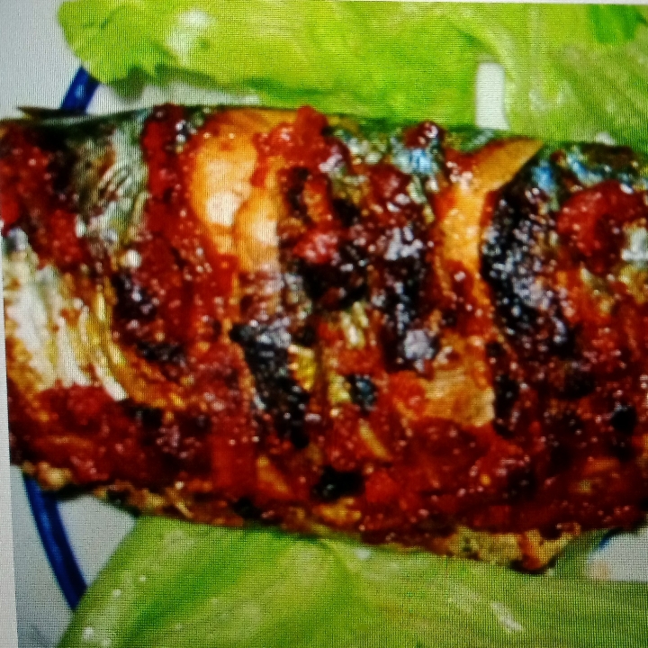 Ikan Mas Bakar Plus Sambal Dan Lalap