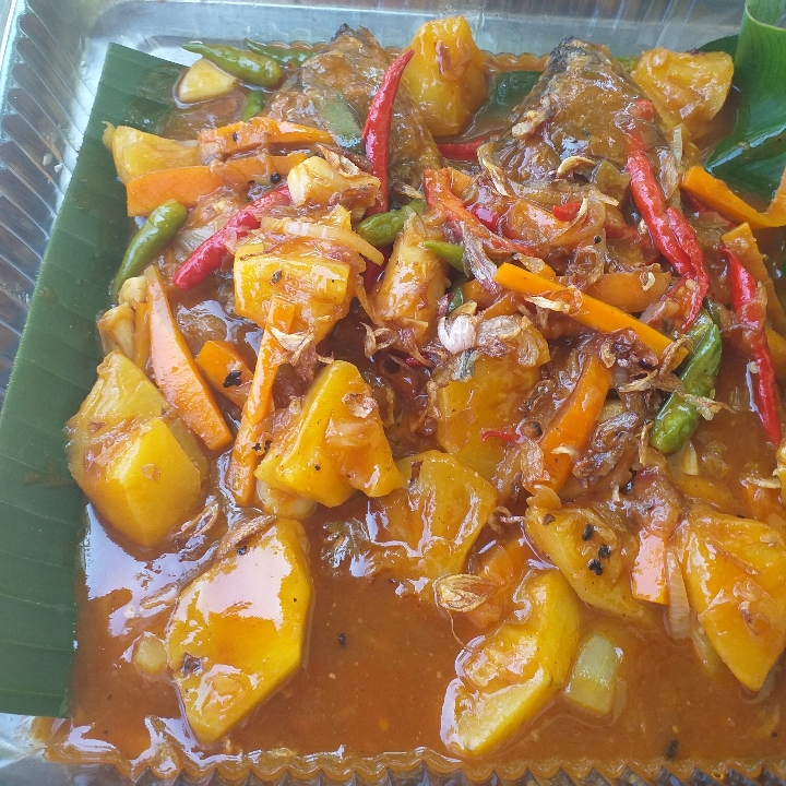 Ikan Nila Asam Manis Pedas