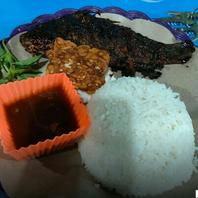 Ikan Nila Bakar