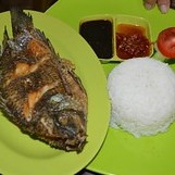 Ikan Nila Goreng Dan Nasi