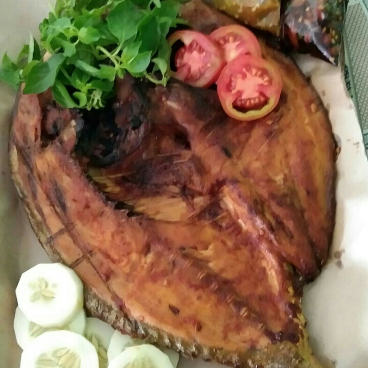 Ikan Putih Bakar Sedang