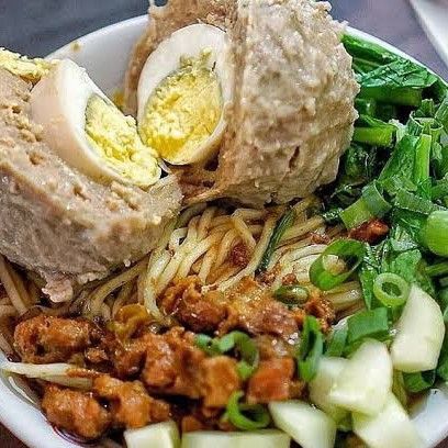 Indomie Ayam Bakso Telur