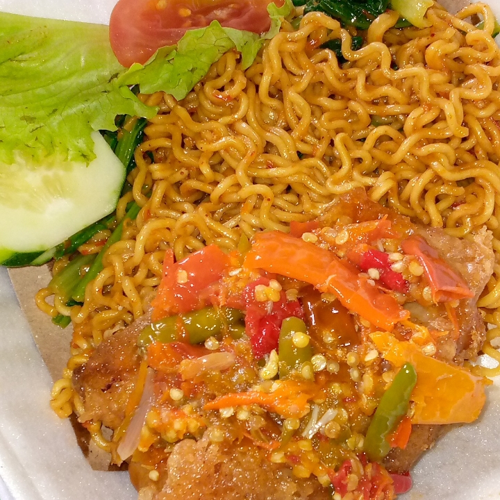 Indomie Ayam Jingkrak