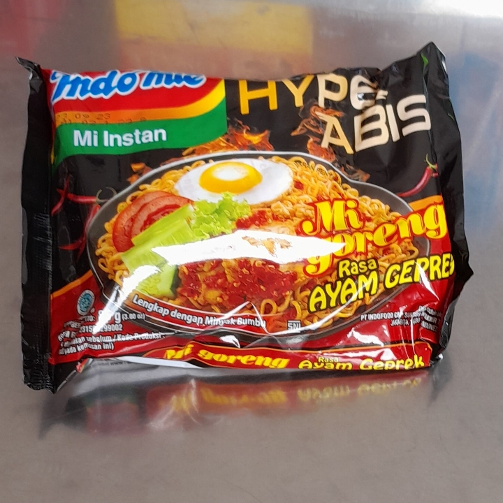 Indomie Goreng Ayam Geprek