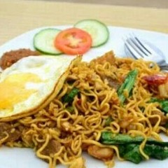 Indomie Goreng Komplit