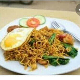 Indomie Goreng Telor