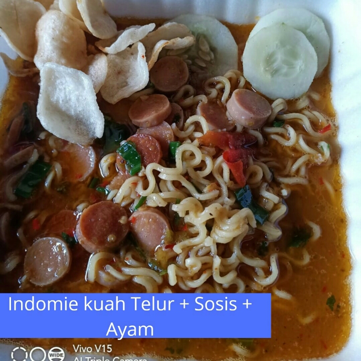 Indomie Kuah Telur Sosis Ayam